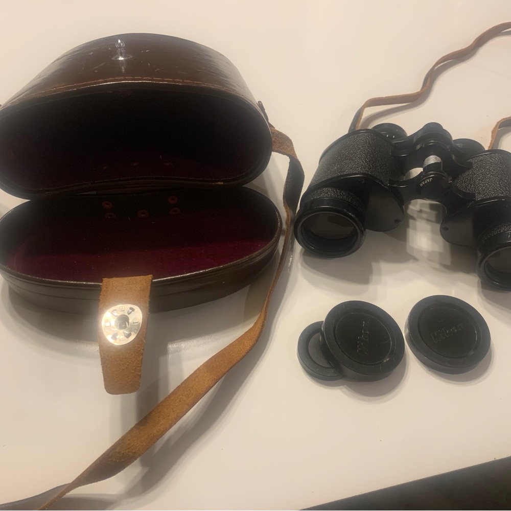 Vintage Nikon Nippon Kogaku 9X35 Binoculars with Case